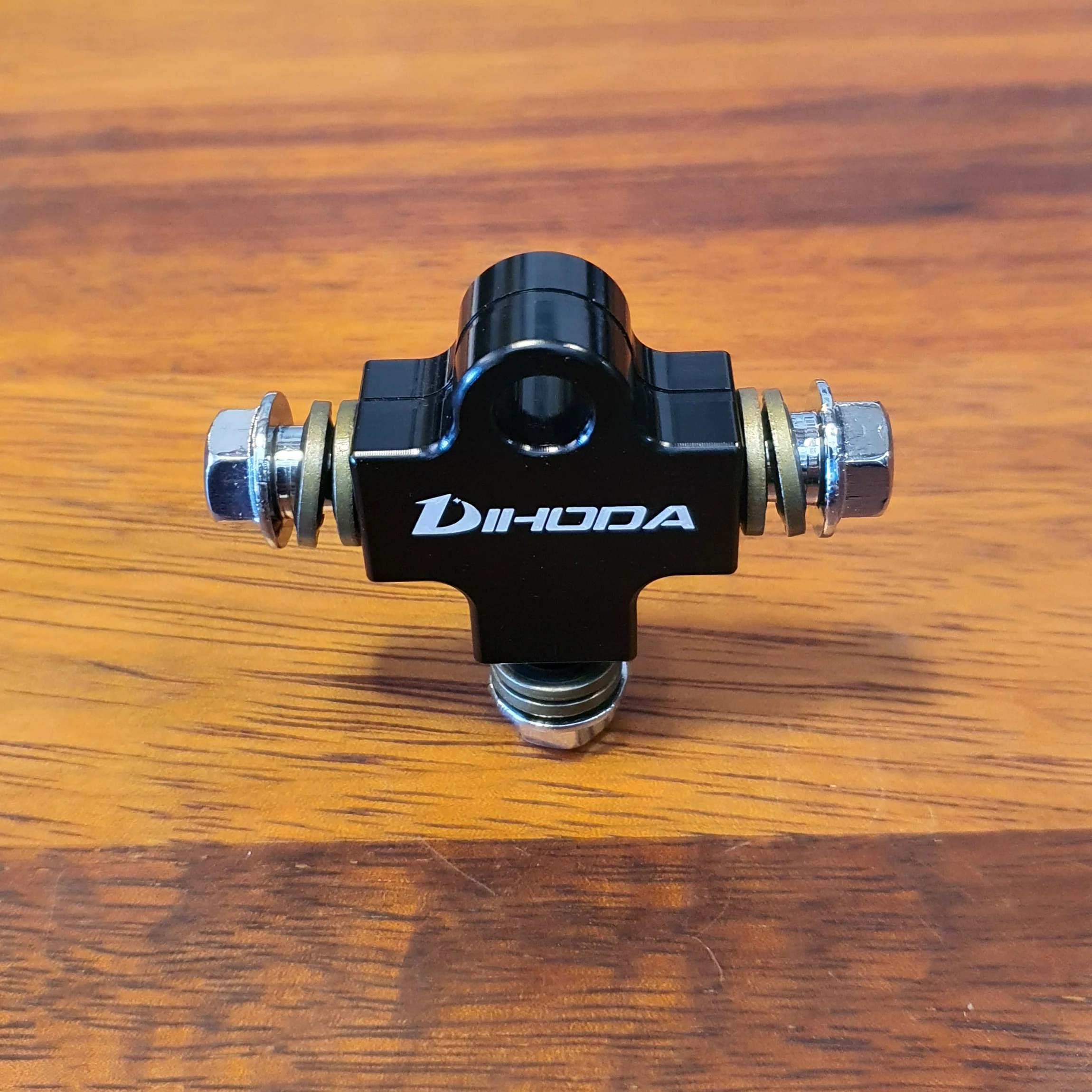 3 way 10mm Hydraulic brake hose line connector - Image 2