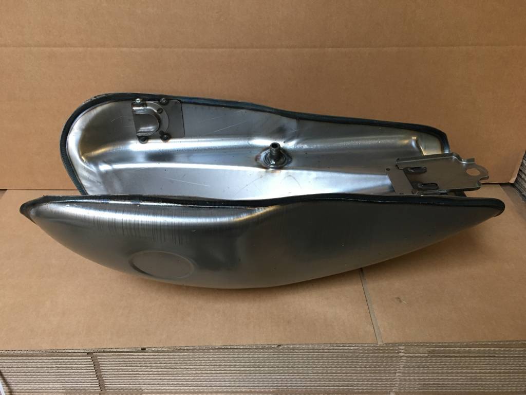 BENELLI MOJAVE FUEL TANK TYPE 2 INCL TAP & CAP - Image 3
