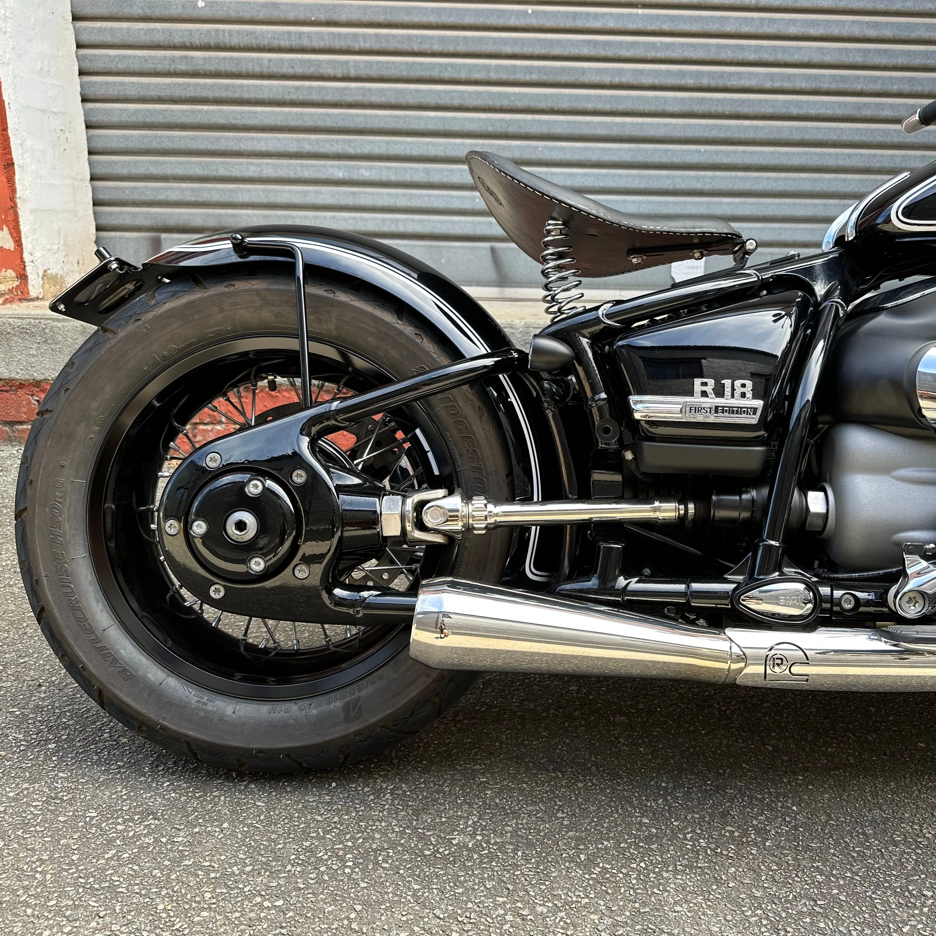 BMW R18 sprung bobber seat kit - Image 14