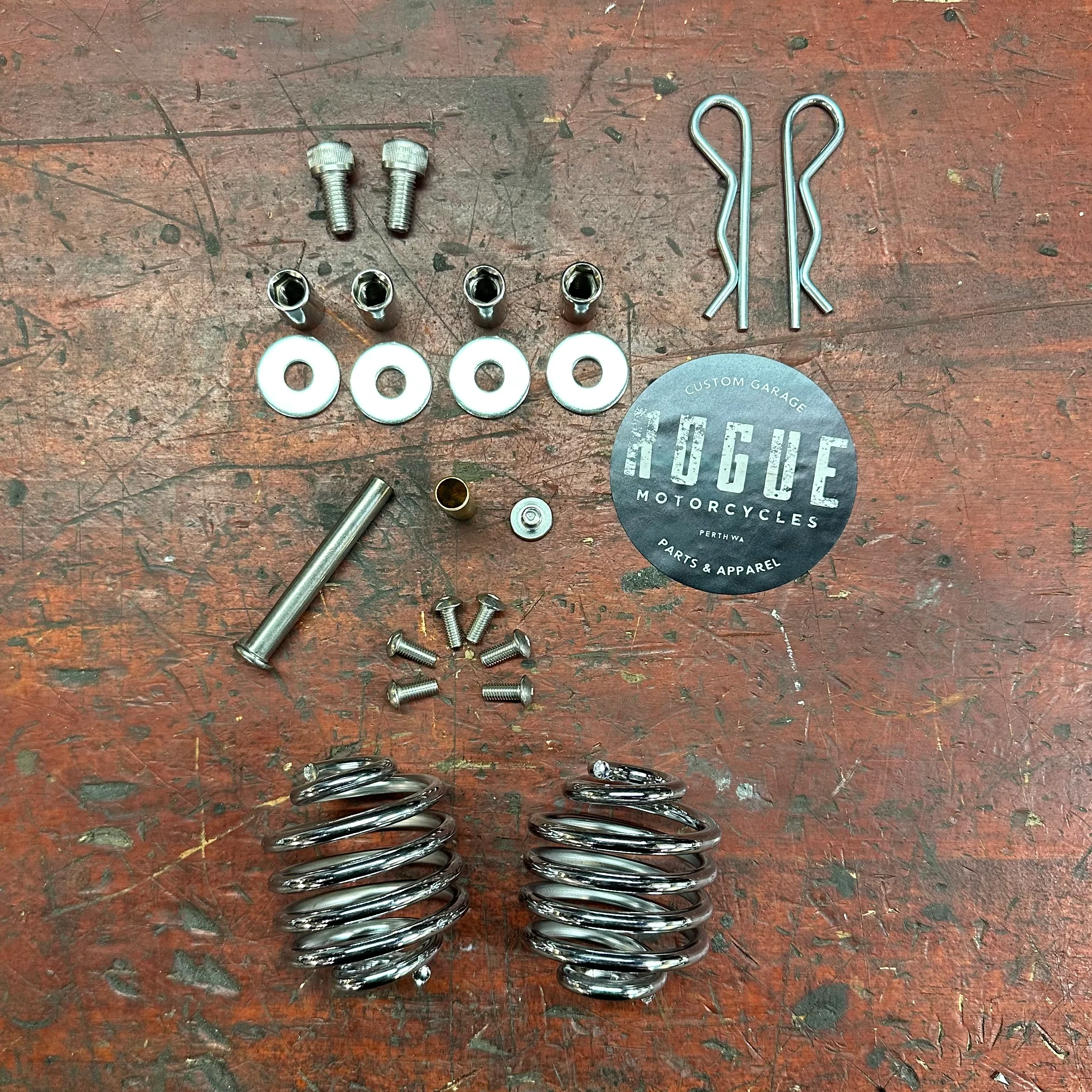 BMW R18 sprung bobber seat kit - Image 15
