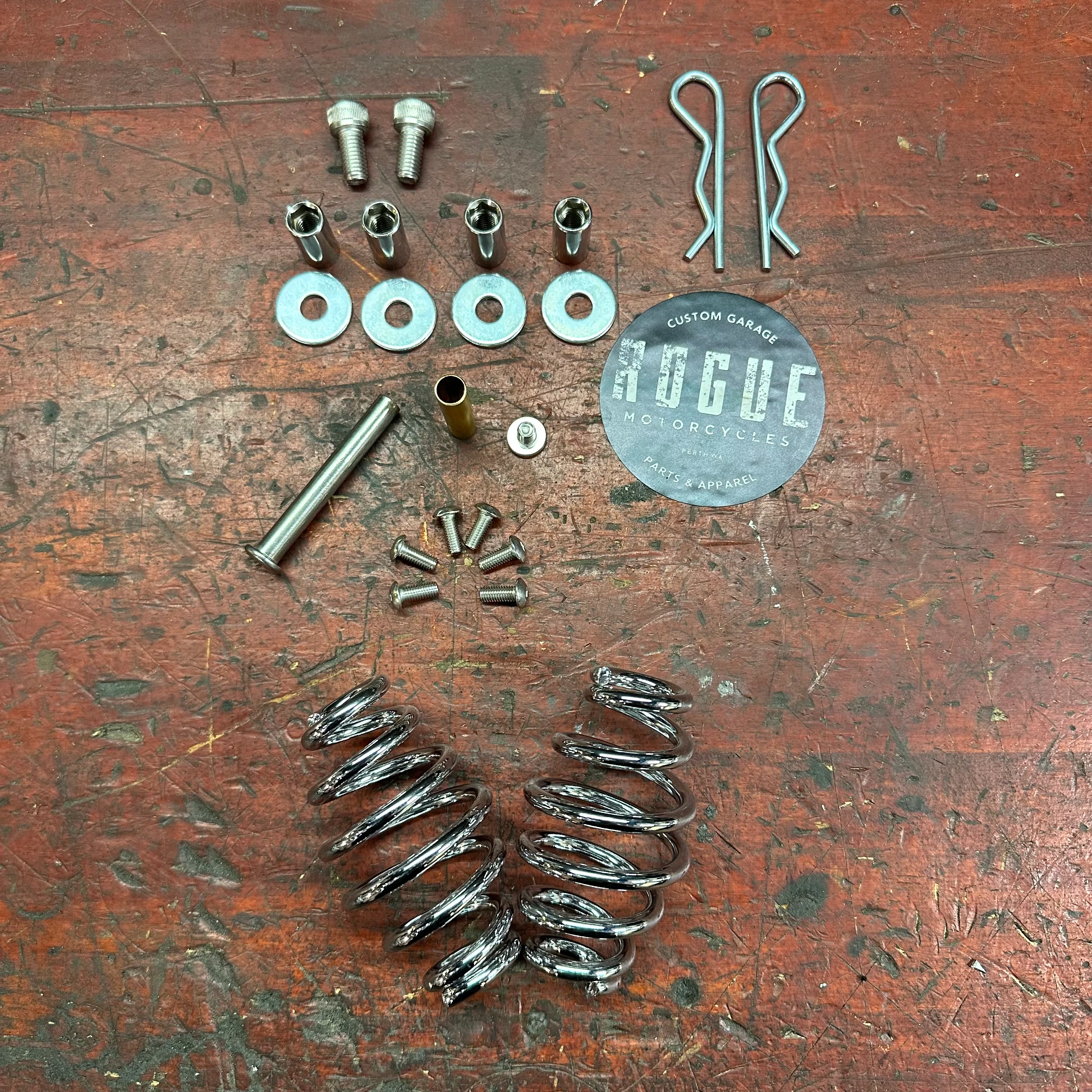 BMW R18 sprung bobber seat kit - Image 16