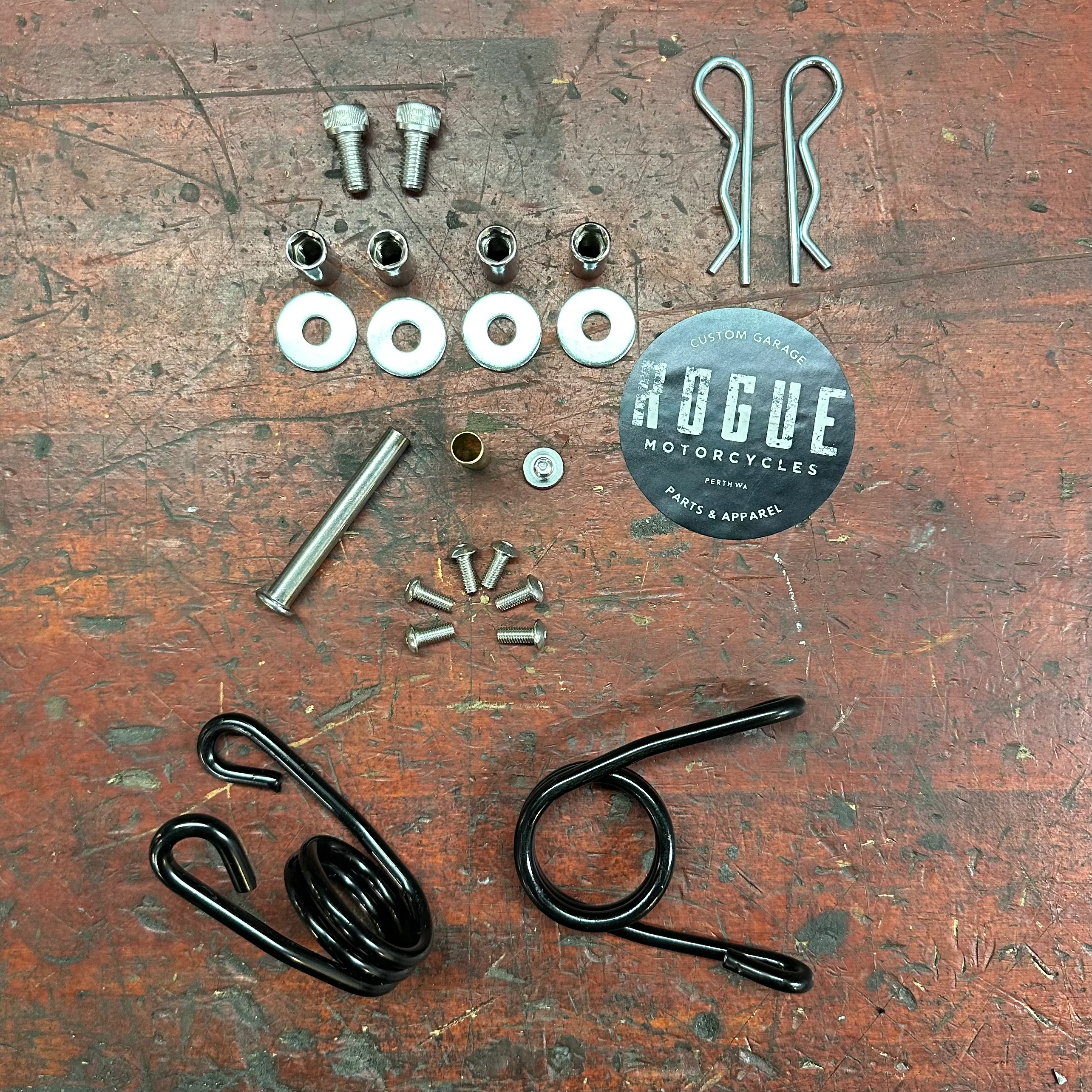BMW R18 sprung bobber seat kit - Image 19