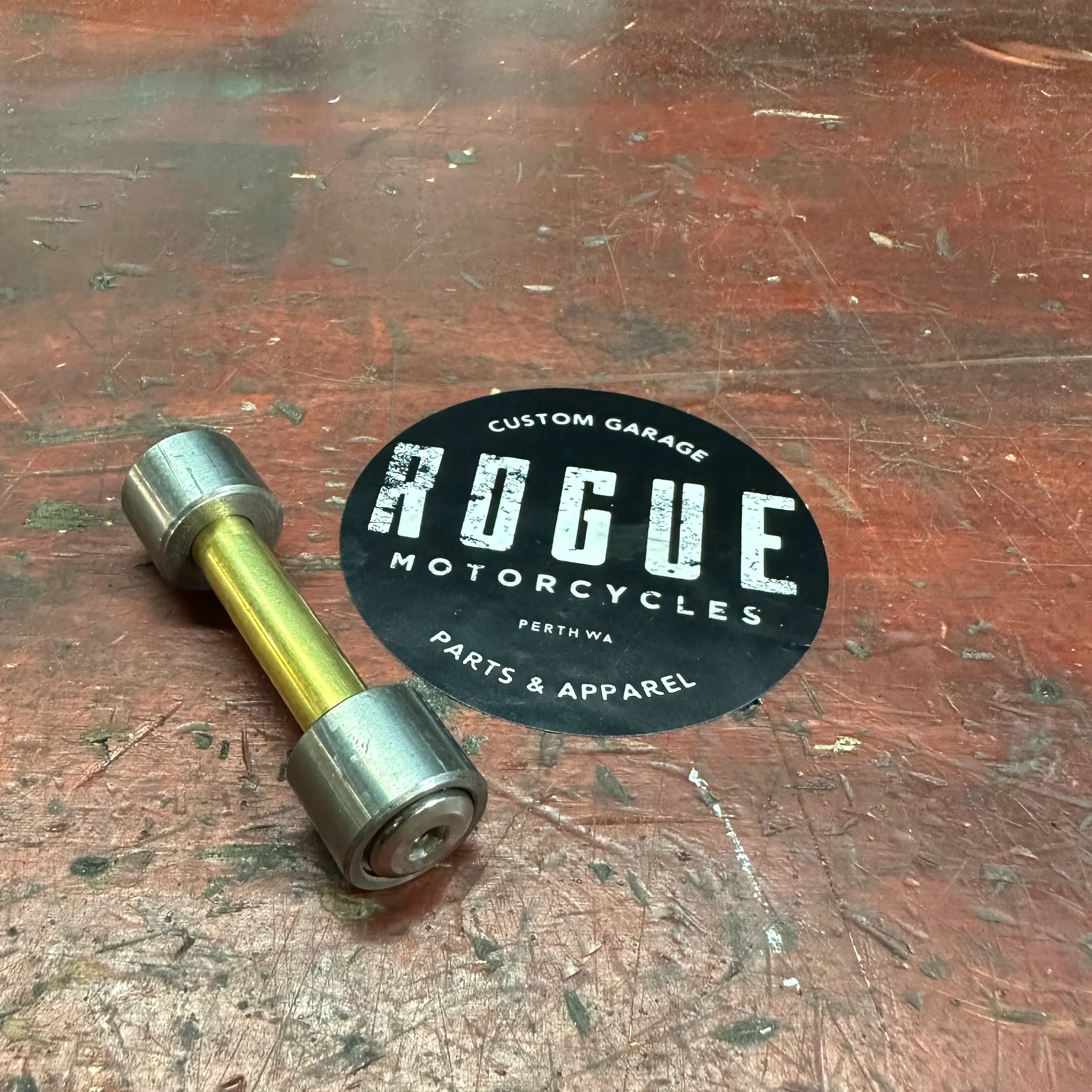 BMW R18 sprung bobber seat kit - Image 30