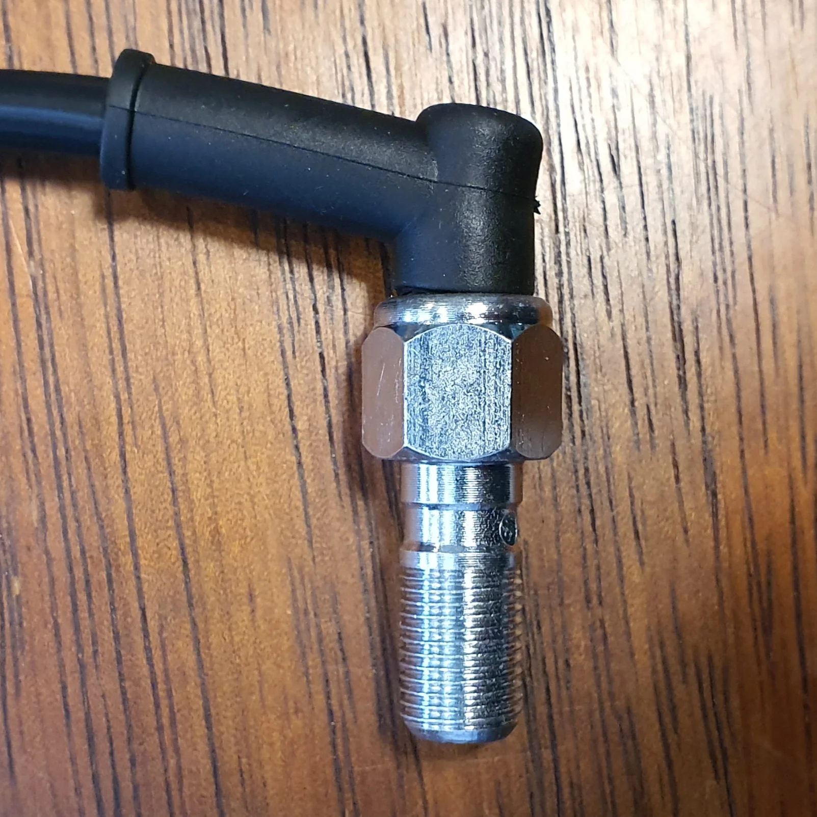 In line brake pressure switch m10x1.0 banjo - Image 3