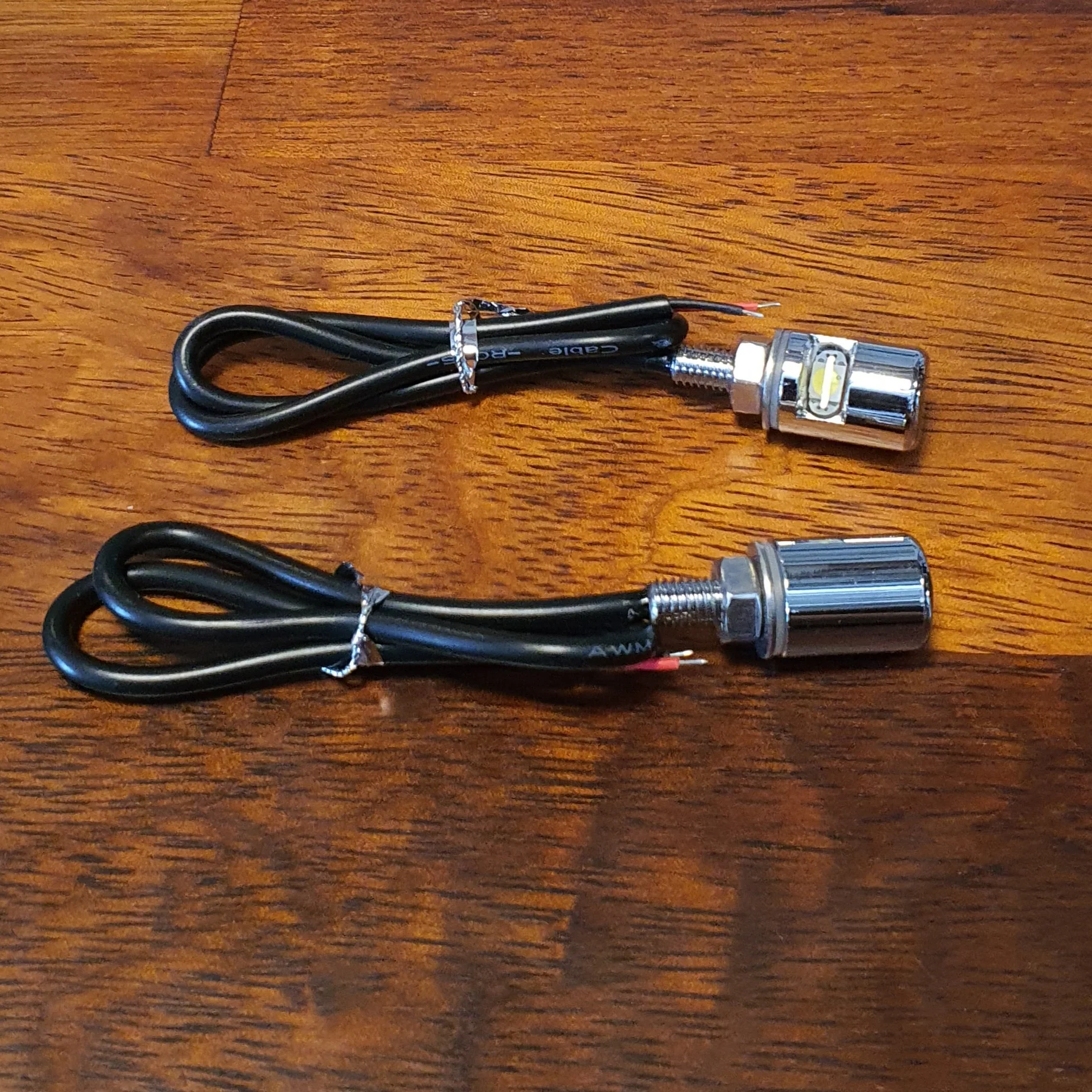 LED License Plate Light Bolts polished (pair) - Image 2