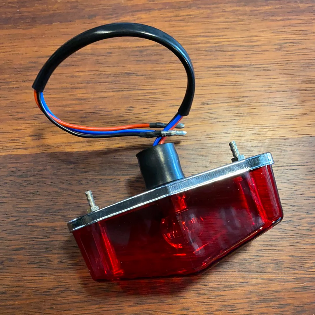 Lucas Style Tail Light NON LED - Image 4