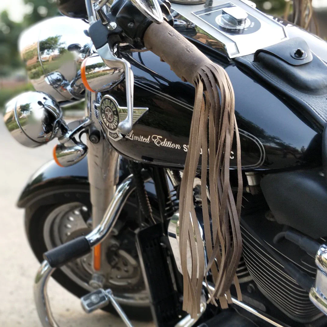 HANDLEBAR TASSELS - BROWN - Image 5