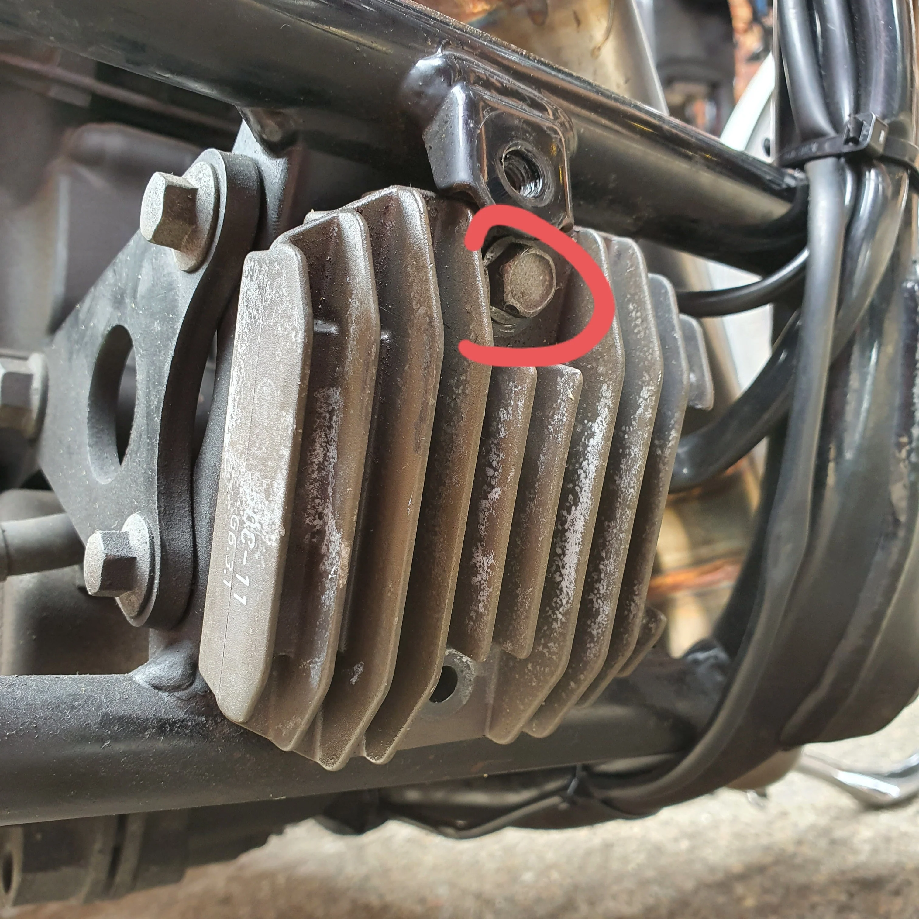 Yamaha XVS650 V-star - Stainless Exhaust "Short Shots" - Image 18