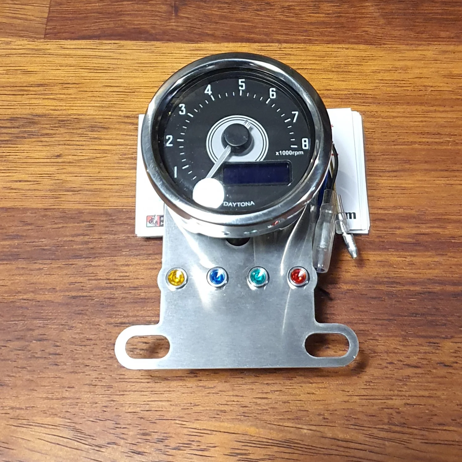Daytona Velona warning lights - Image 2