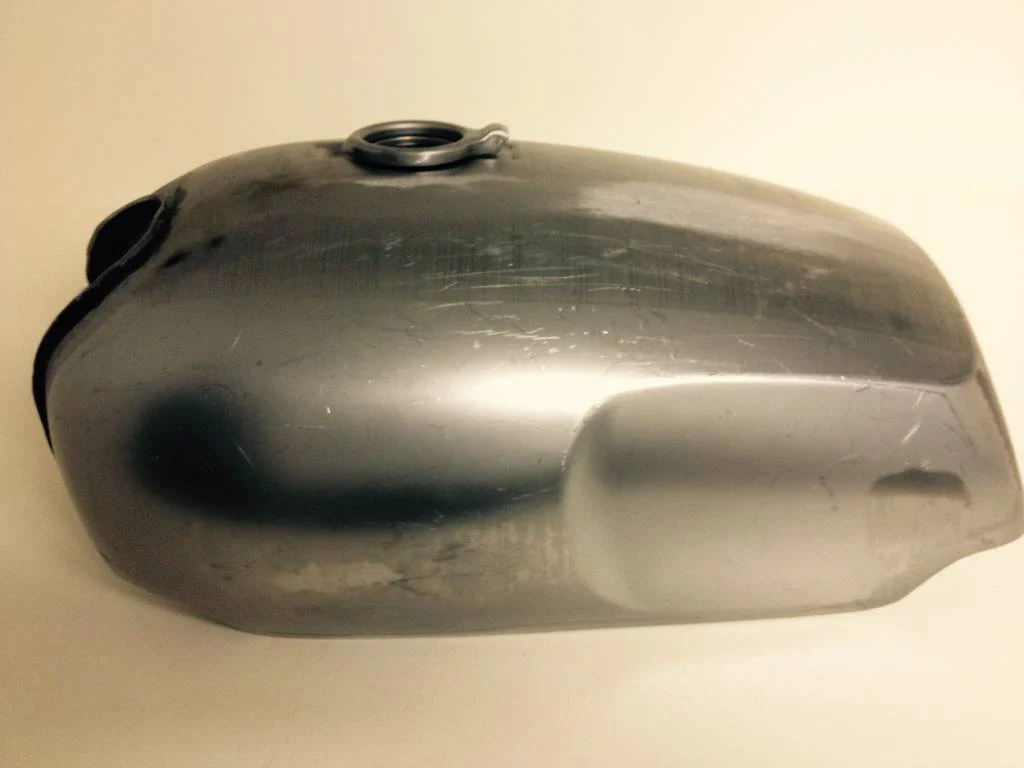 NORTON COMMANDO ROADSTER FUEL TANK - Image 2