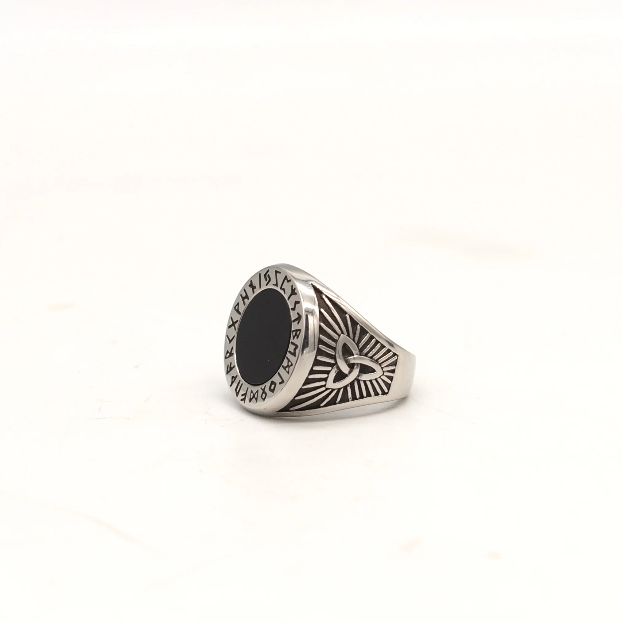 OBSIDIOUS Ring - Image 3