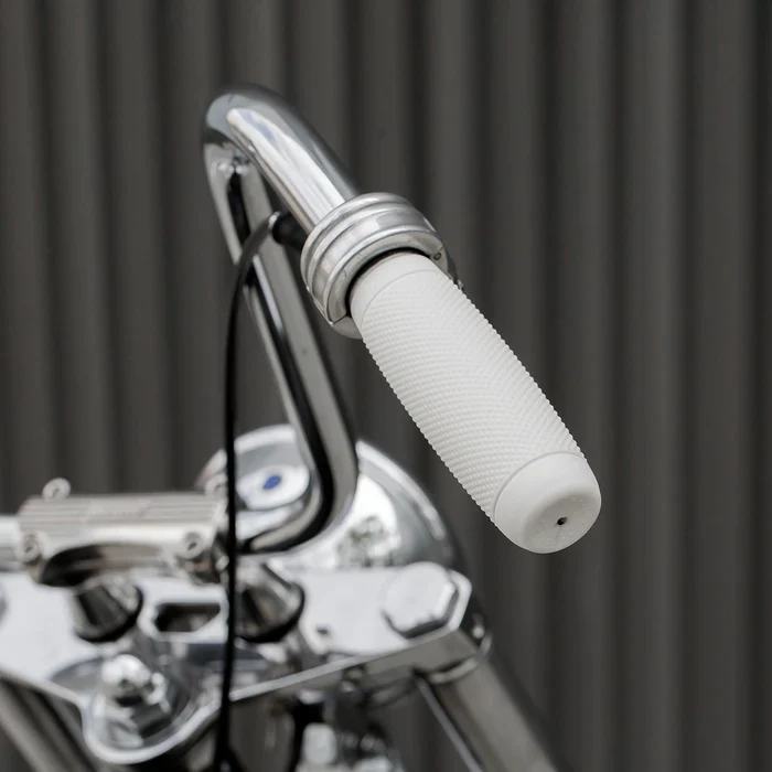 RECOIL GRIPS - WHITE - Image 6