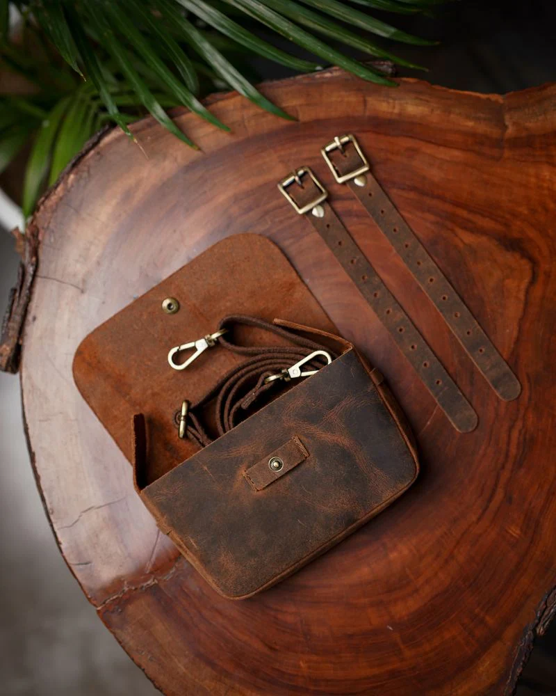 SIDEKICK MOTO POUCH | MOCHA - Image 4