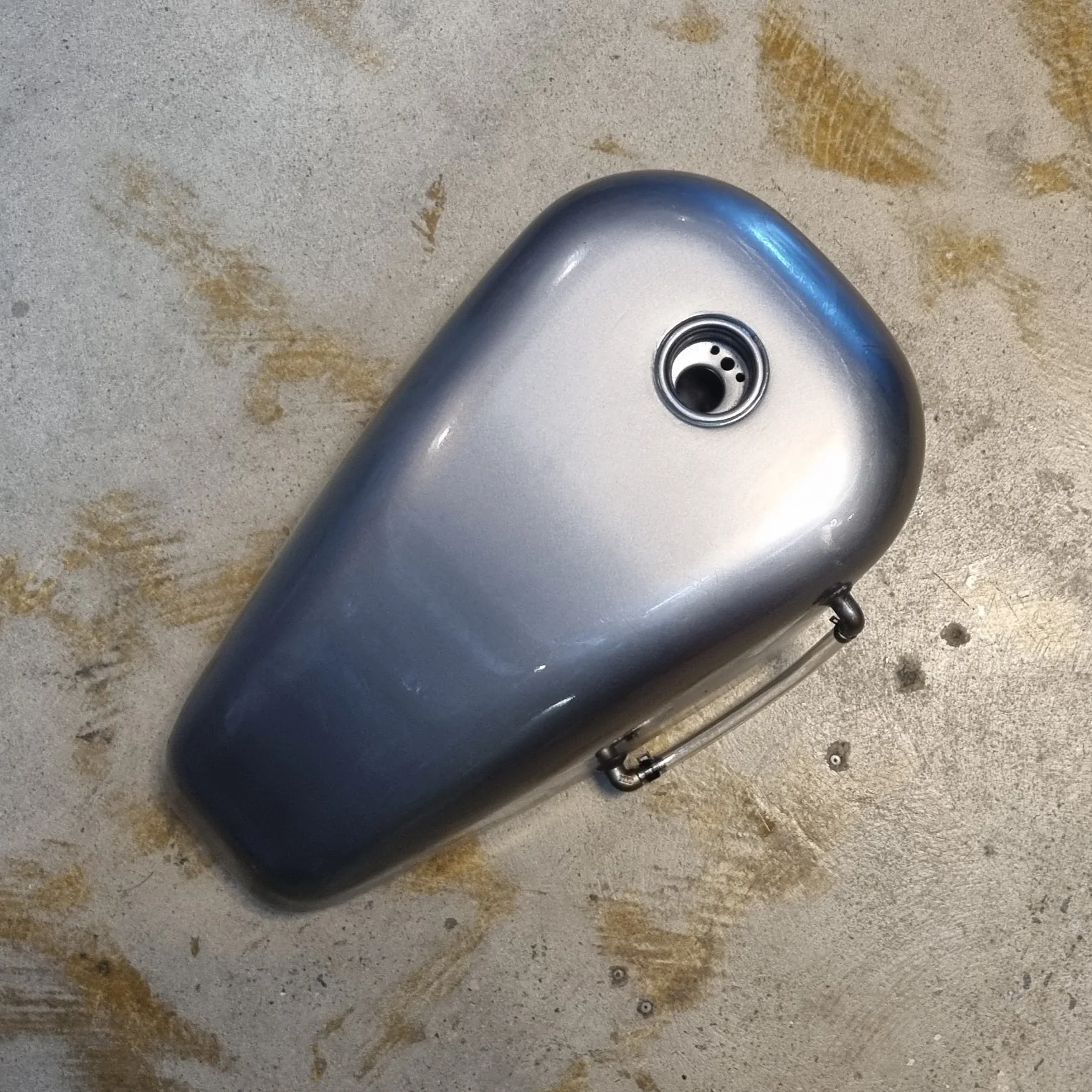 XVS650 V-Star Peanut XL Sportster Style tank - Image 3