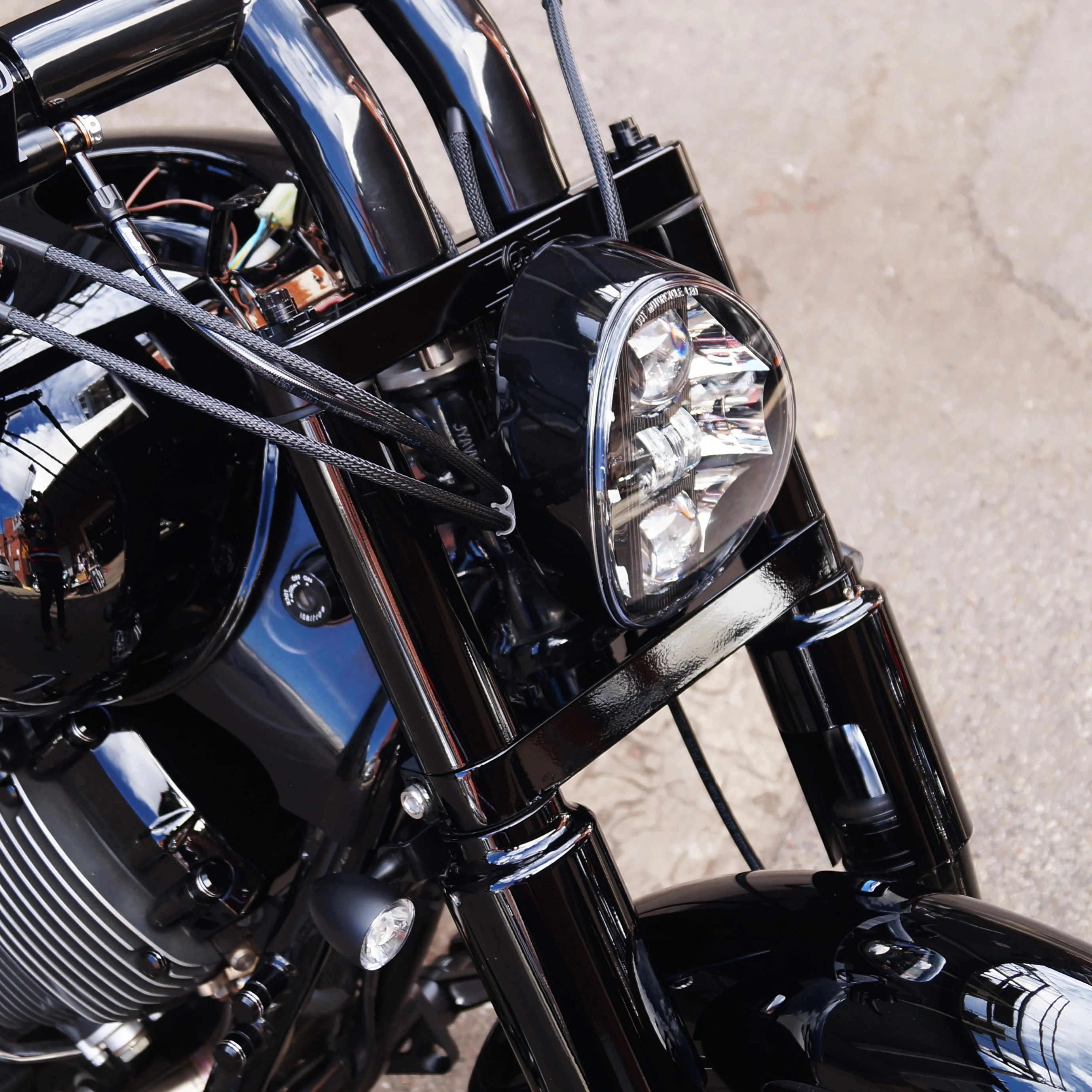 Yamaha XVS 650 V-Star Breakout headlight - Image 6