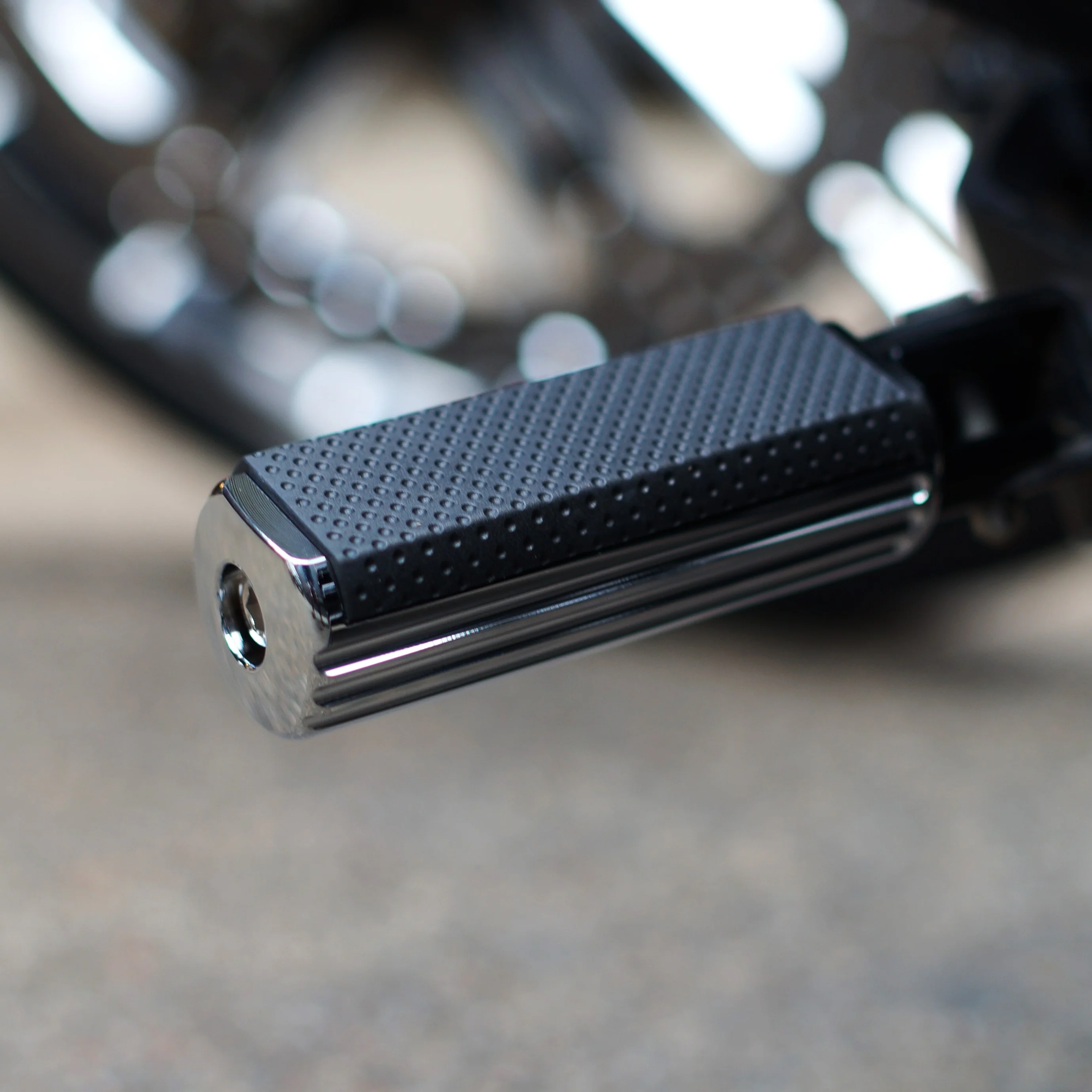 Yamaha XVS650 V-star CNC Signature footrests pegs - Image 18