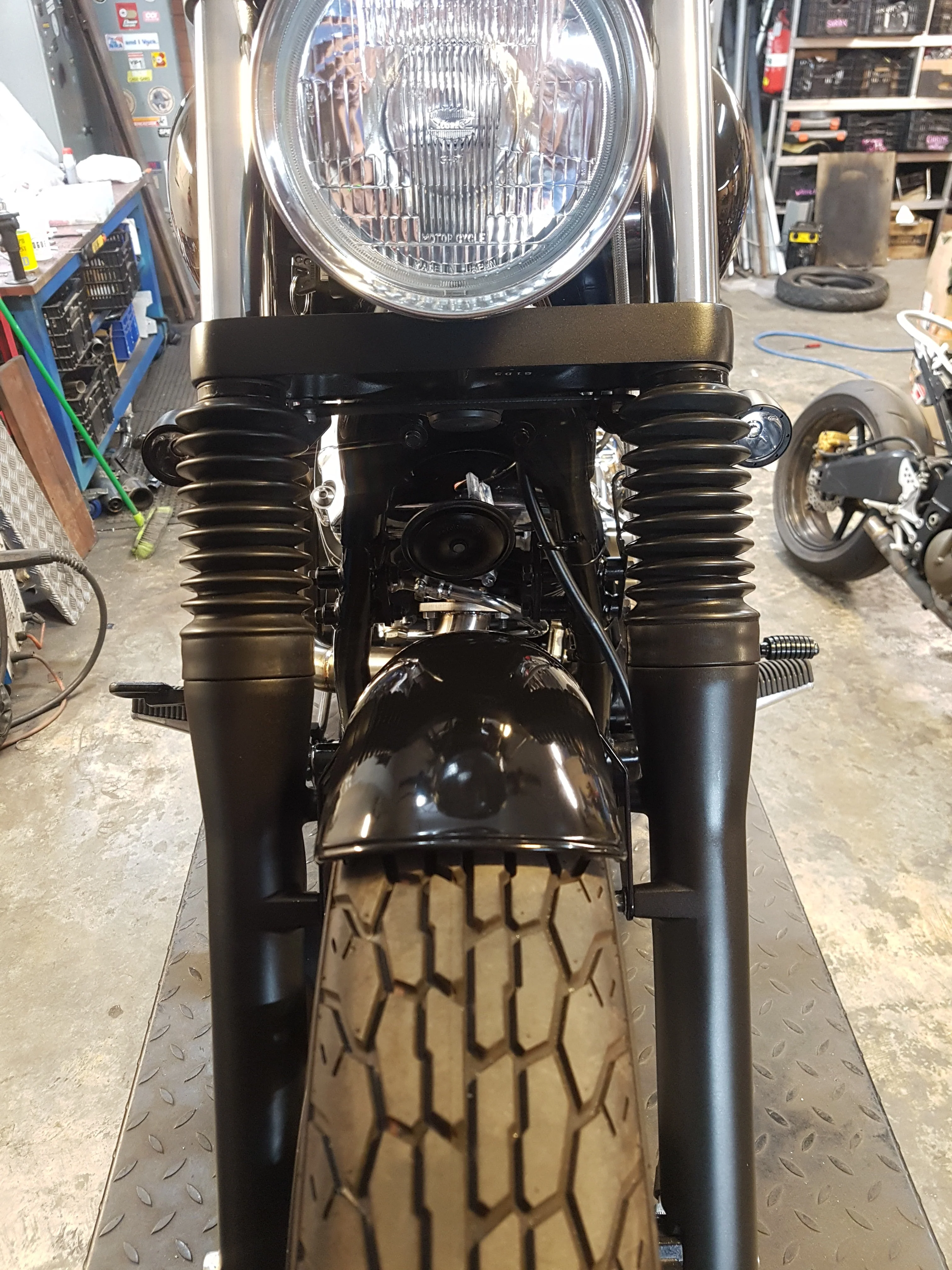 Yamaha XVS1100 V-star (Custom) - Front fender 1998-2020 - Image 4