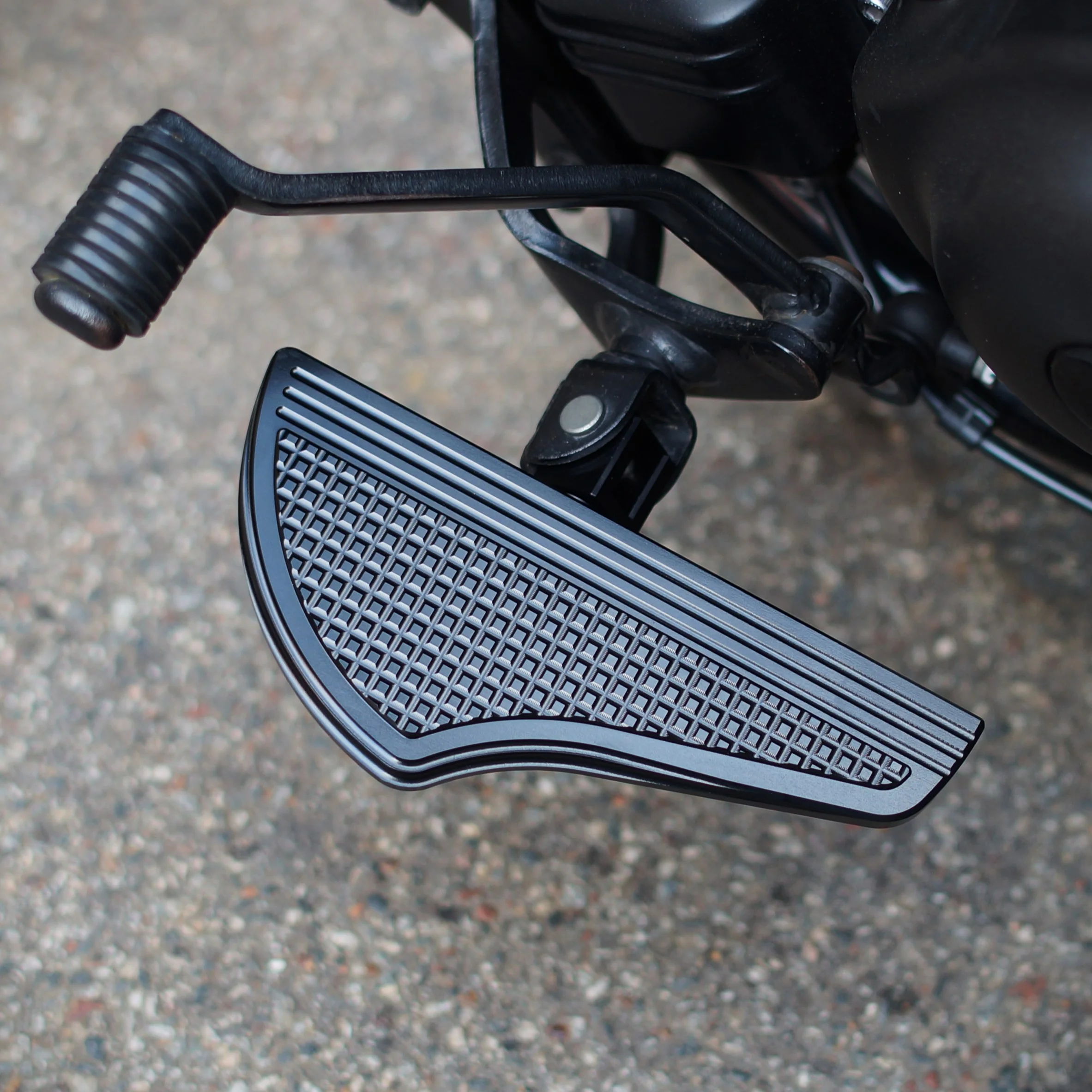 Yamaha XVS650 V-star CNC Signature floor boards - Image 11